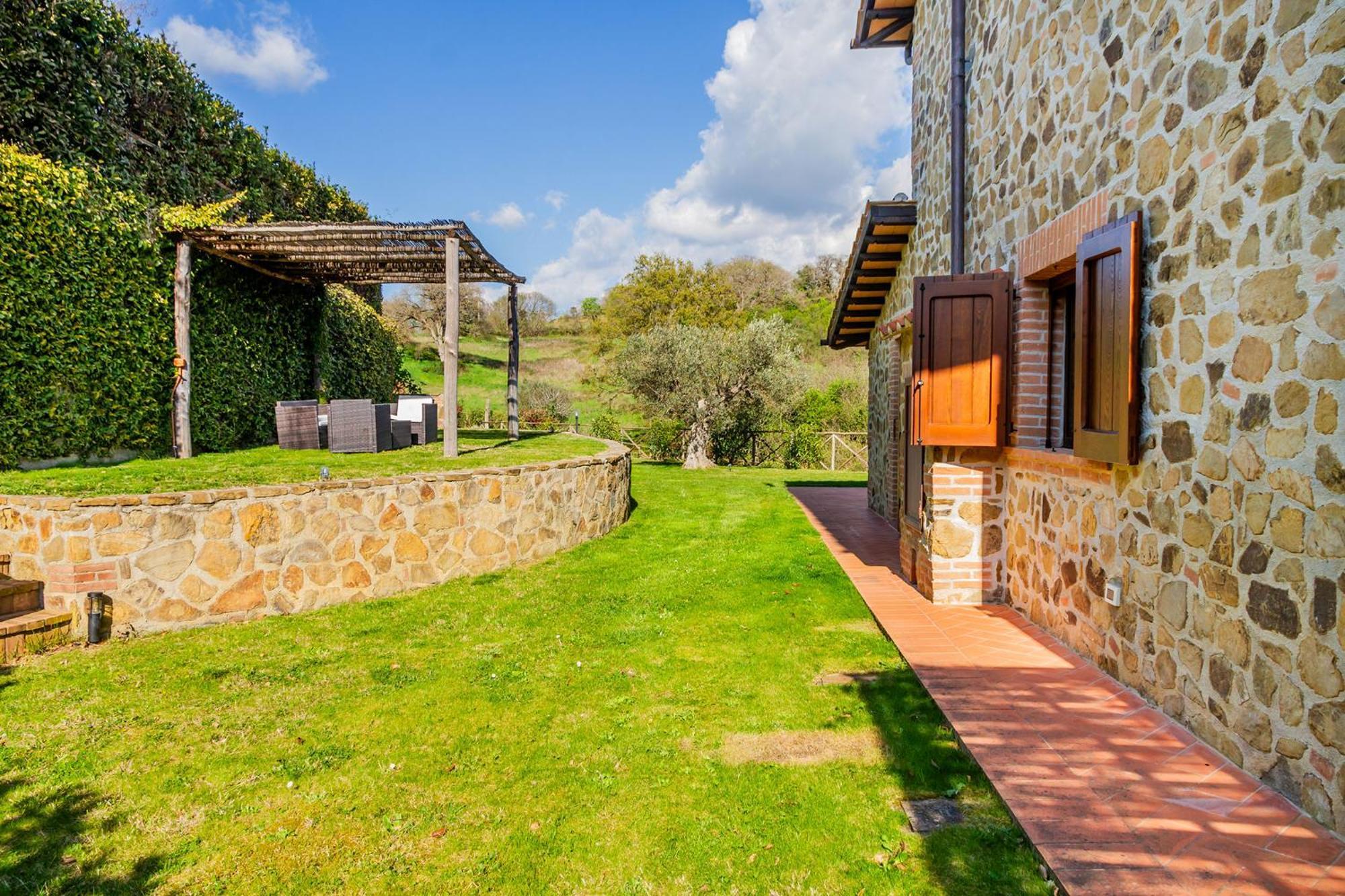 Home With A View In Scansano, Tuscany מראה חיצוני תמונה